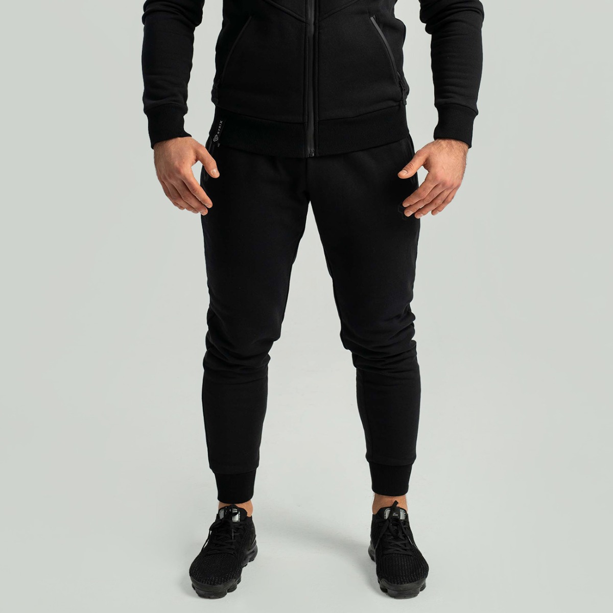 Nova Joggers Black - STRIX